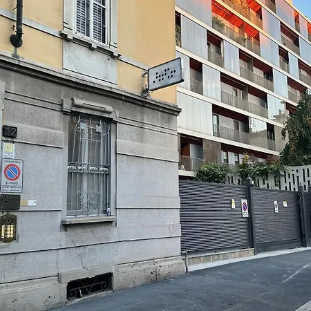 Tortona Navigli Via Solari Salaino * Milaan